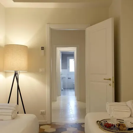 Dafne Magnificent Attic Overlooking The Duomo