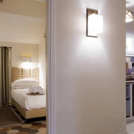 Dafne Magnificent Attic Overlooking The Duomo Apartment *
